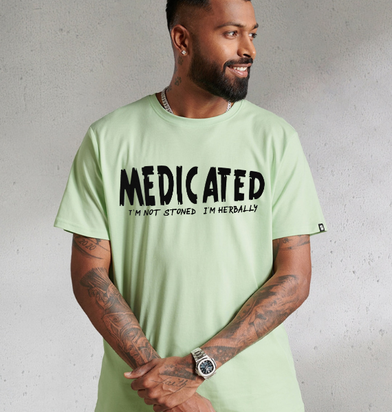 hardik-pandya-fashionable-t-shirt-most-trending